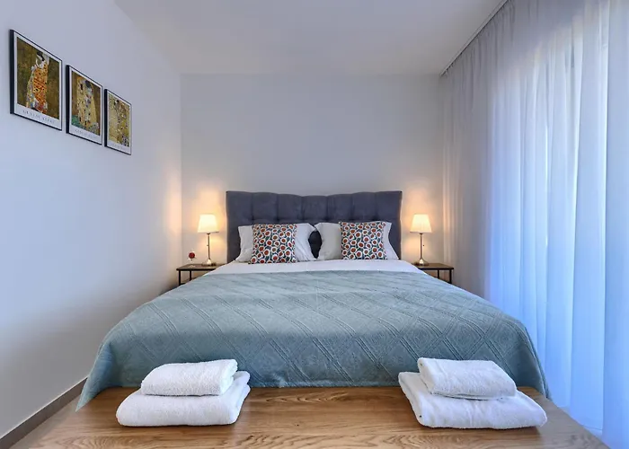 Apartamento Vesna By Interhome